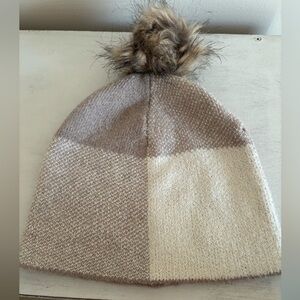 NWOT Christian Siriaon Pom Hat